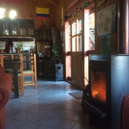 Hostal El Nogal Пукон Екстер'єр фото