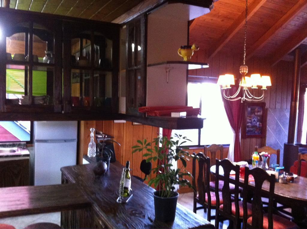 Hostal El Nogal Пукон Екстер'єр фото