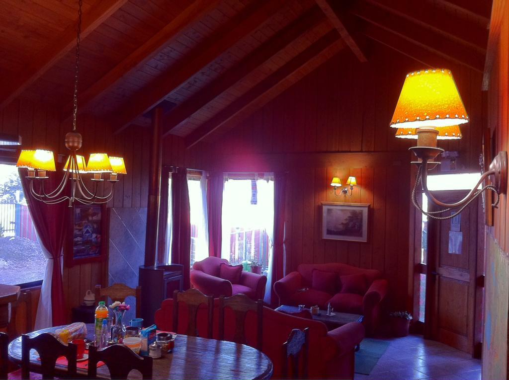 Hostal El Nogal Пукон Екстер'єр фото