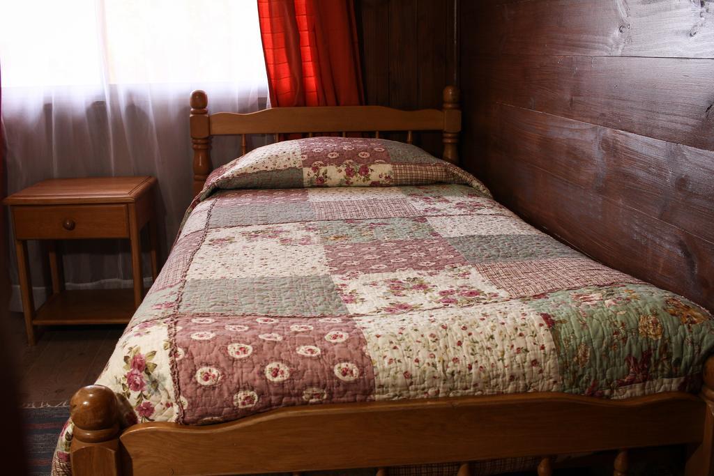 Hostal El Nogal Пукон Екстер'єр фото