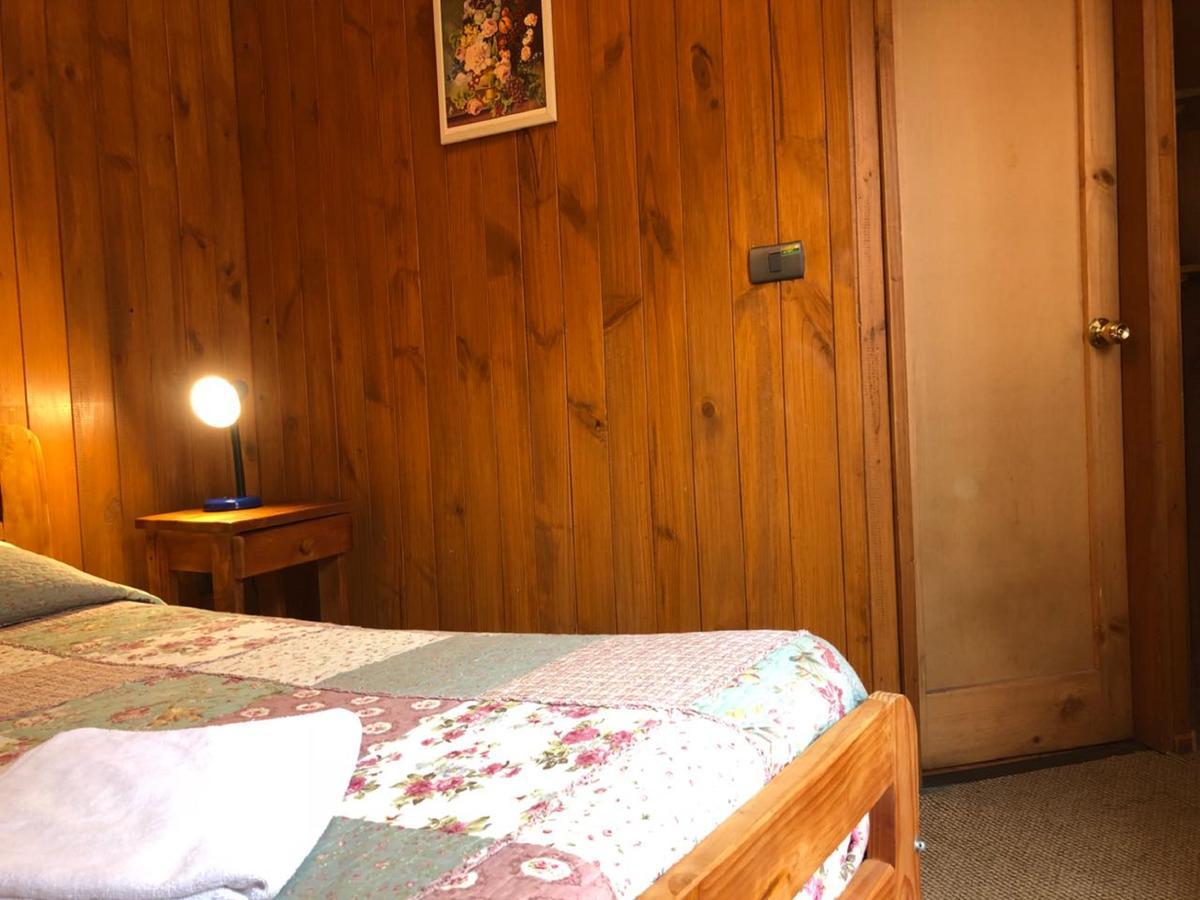 Hostal El Nogal Пукон Екстер'єр фото